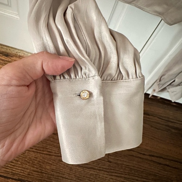 NWT Zara Cream/Biege Silk Cropped Top Sz S - Picture 5 of 5